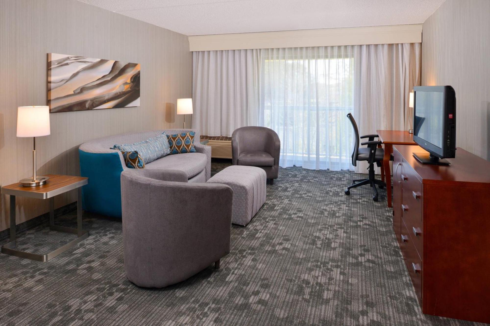 Отель Courtyard By Marriott Charlotte Гастония Экстерьер фото