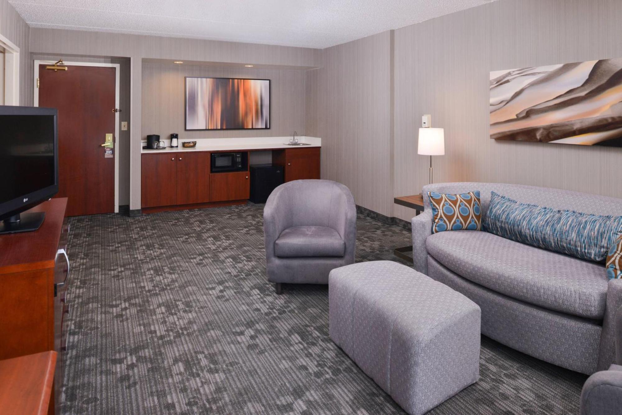 Отель Courtyard By Marriott Charlotte Гастония Экстерьер фото