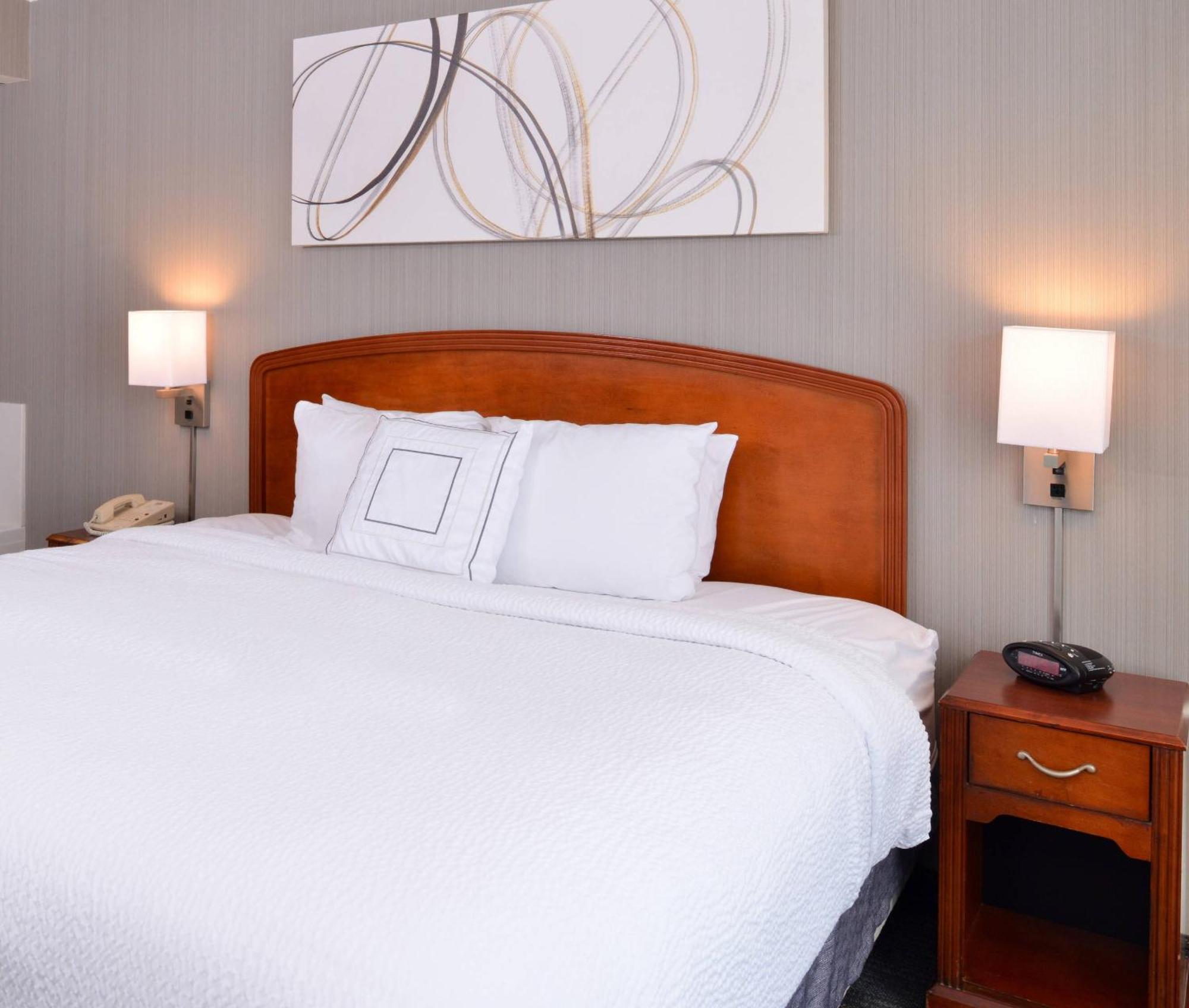 Отель Courtyard By Marriott Charlotte Гастония Экстерьер фото